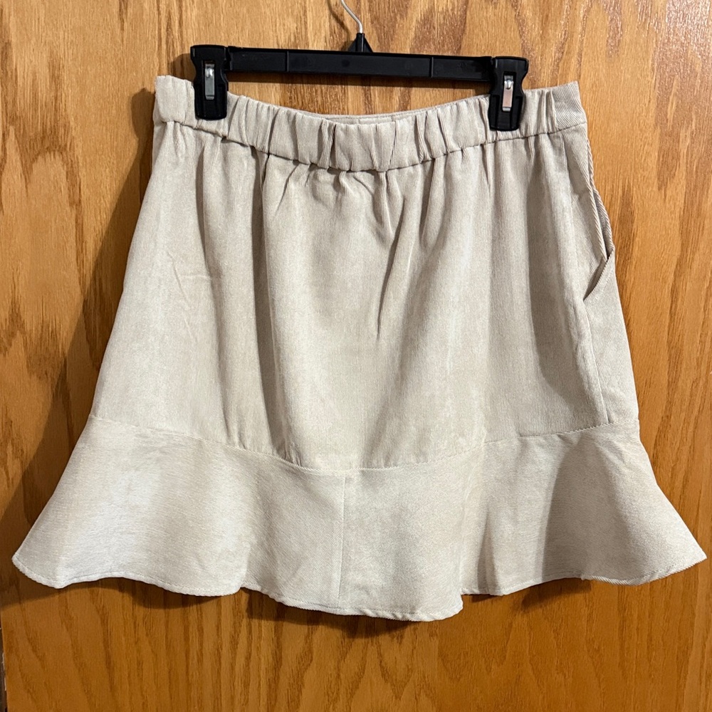 Hem & Thread Light Beige Button-Front Ruffle Skirt - Picture 6 of 9